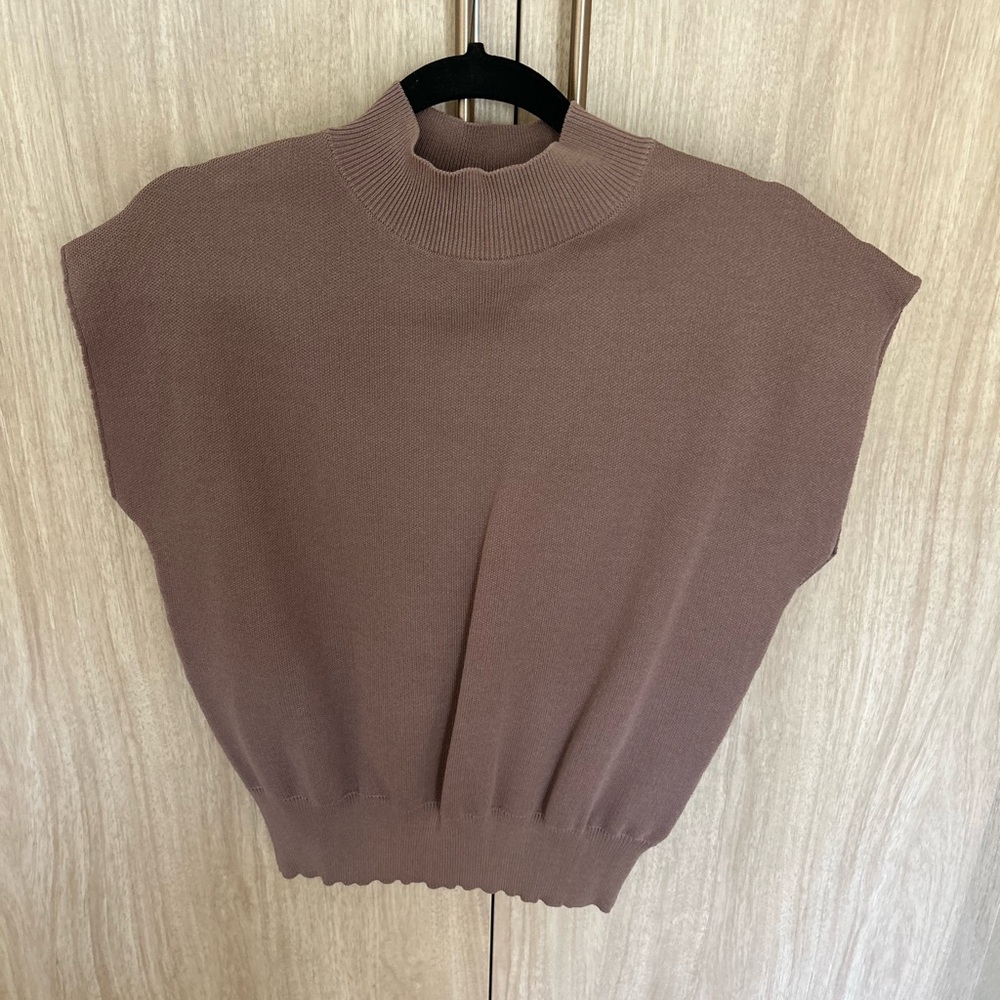Brown Sleeveless Knit Top